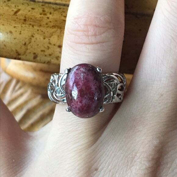 Norwegian Thulite Sterling Silver Ring - Picture 1 of 8